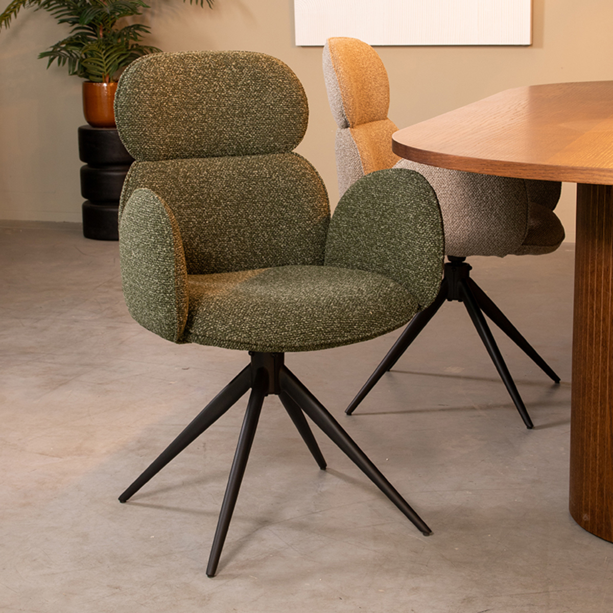 Eetkamerstoel Vidar - Draaibaar - Armleuning - Forest - Groen - Boucle - Modern - LABEL51