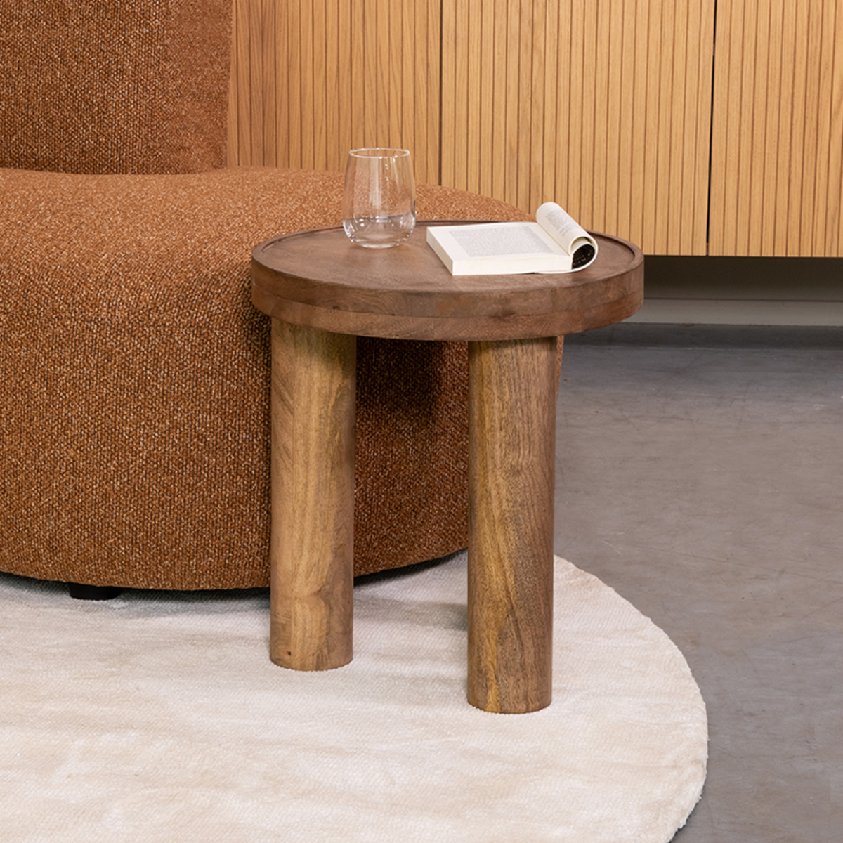 Bijzettafel Elly - Rond - Nature - Bruin - Mangohout - Landelijk - LABEL51