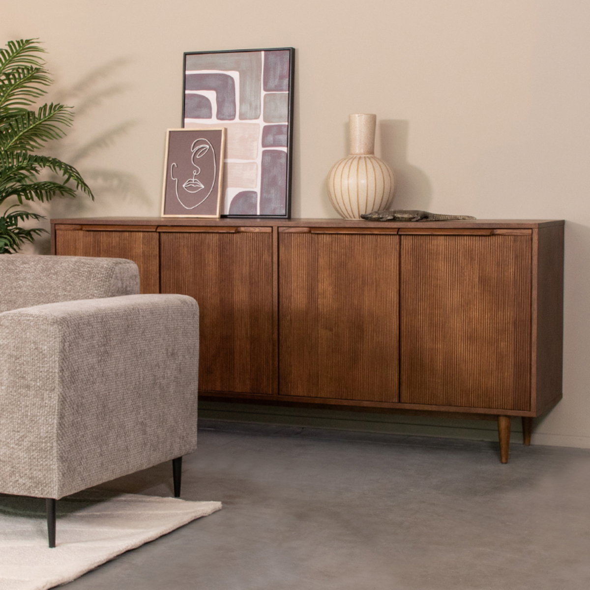 Dressoir Jule - Walnoot - Bruin - Eiken - Minimalistisch - LABEL51