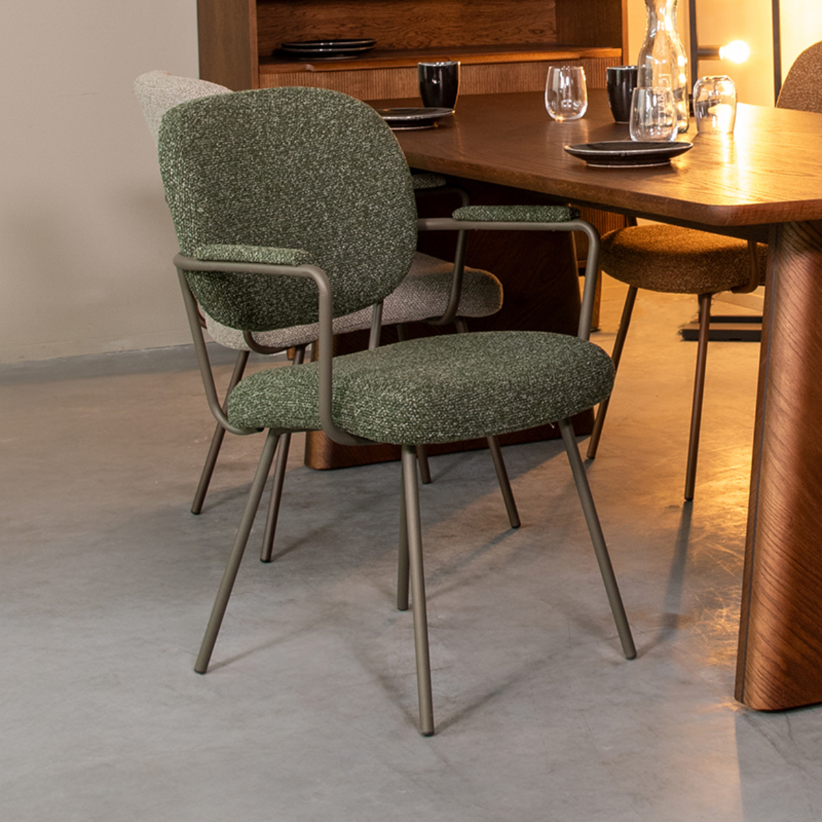 Eetkamerstoel Lausanne - Armleuning - Forest - Groen - Boucle - Design - LABEL51
