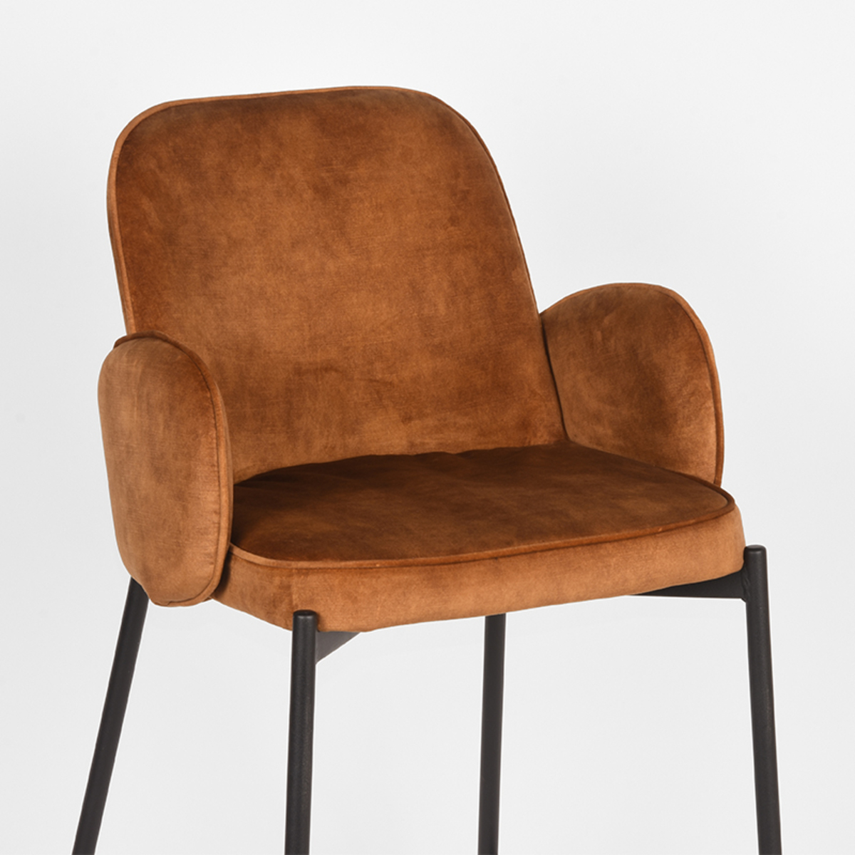 LABEL51 Barkruk Jari - Oker - Velours - Zithoogte 65