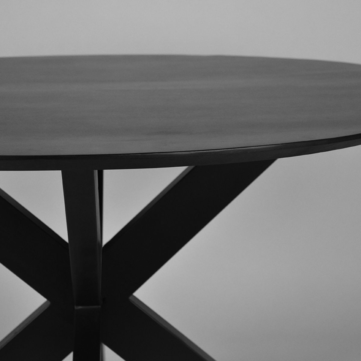 LABEL51 Eetkamertafel Zico - Zwart - Mangohout - Rond - 130 cm