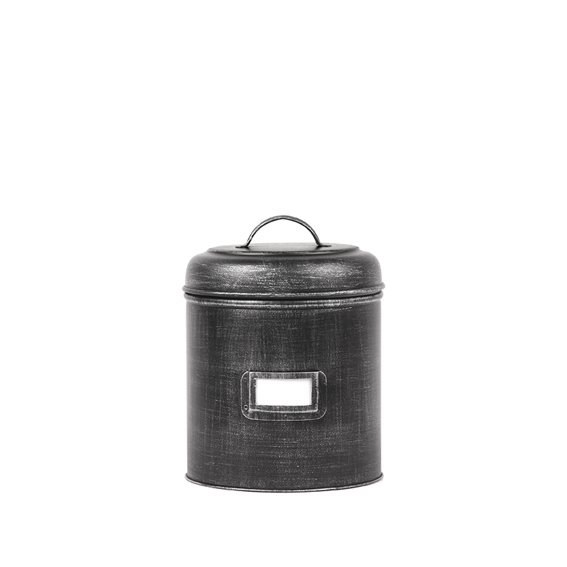 https://www.label51.nl/media/catalog/product/o/p/opbergblik_antiek_zwart_metaal_10x10x15_cm_voorkant_2.jpg