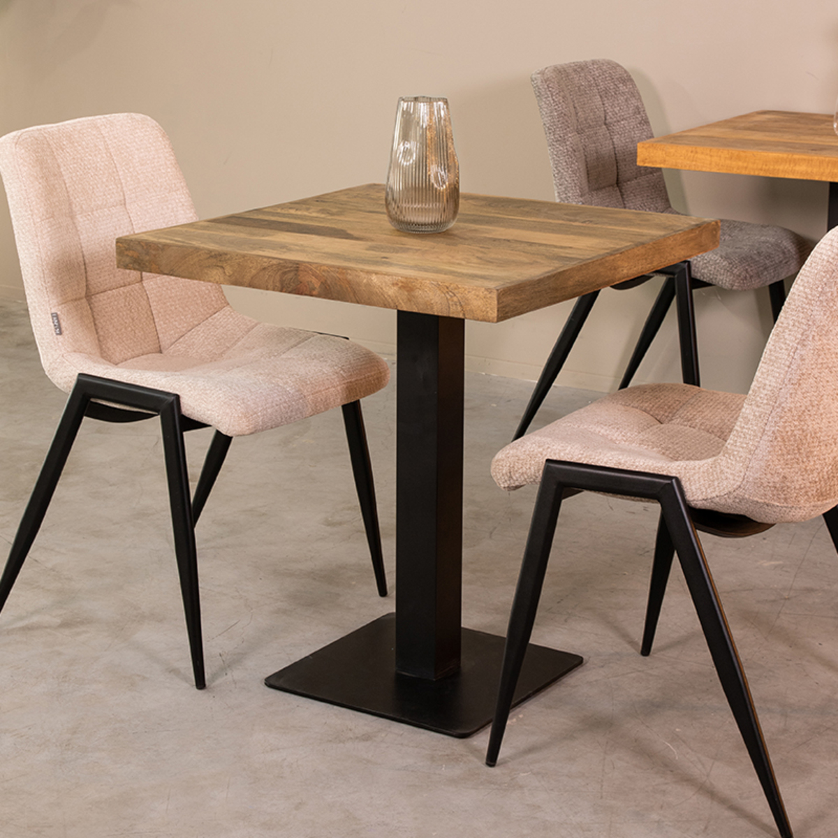 Eetkamertafel I_Tafelblad Vierkant - Naturel - Mangohout - Industrieel - LABEL51