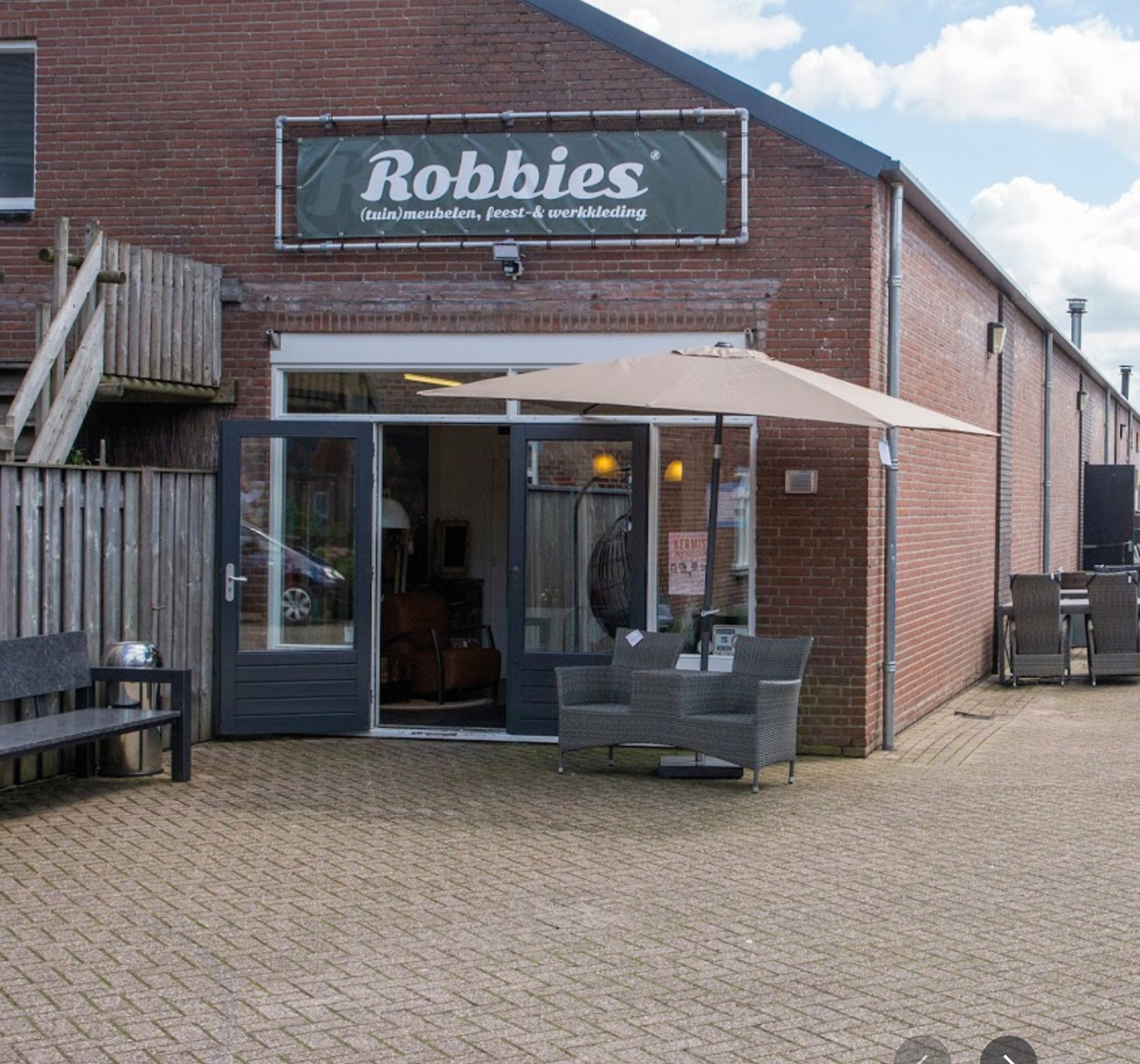 EXPERIENCE_STORES_LABEL51_-_ROBBIES_MEUBELEN